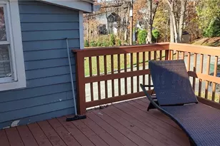 95 Rowley St, Providence, RI 02908 - Photo 8