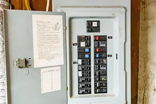 95 Rowley St, Providence, RI 02908 - Photo 28