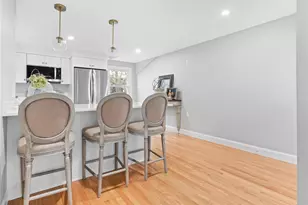 41 Drake Rd, Warwick, RI 02888 - Photo 8