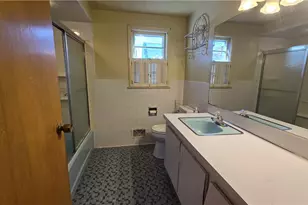 7 Eliza St, Providence, RI 02909 - Photo 6