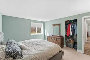 129 Quaker Hwy, Uxbridge, MA 01569 - Photo 20