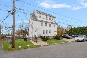 156 Yeoman Ave, Cranston, RI 02920 - Photo 2
