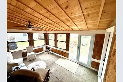 85 Hilton Avenue, East Providence, RI 02915 - Photo 16