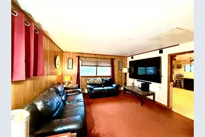 85 Hilton Avenue, East Providence, RI 02915 - Photo 10