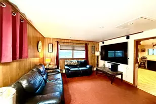 85 Hilton Ave, East Providence, RI 02915 - Photo 10