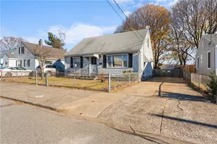 308 Rhode Island Ave, Pawtucket, RI 02860 - Photo 4