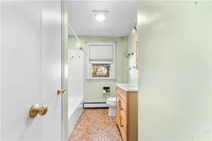 308 Rhode Island Ave, Pawtucket, RI 02860 - Photo 20