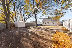 308 Rhode Island Ave, Pawtucket, RI 02860 - Photo 32