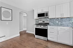 97 Woodland St, Lincoln, RI 02865 - Photo 4