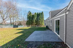 97 Woodland St, Lincoln, RI 02865 - Photo 20