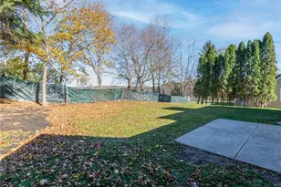 97 Woodland St, Lincoln, RI 02865 - Photo 22