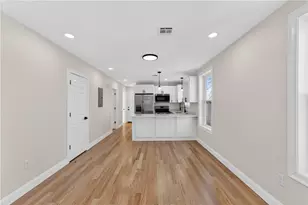 136 Houston St, Providence, RI 02905 - Photo 18