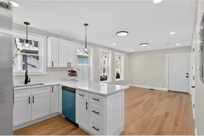 136 Houston Street, Providence, RI 02905 - Photo 4