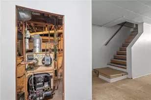 470 St Paul St, North Smithfield, RI 02896 - Photo 18