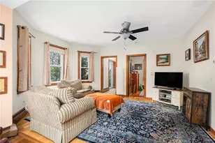 18 Allendale Ave, North Providence, RI 02911 - Photo 10