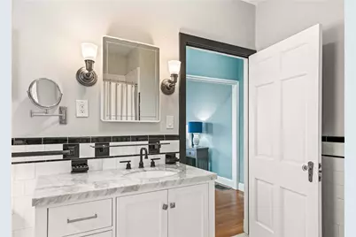 112 Esplanade, Middletown, RI 02842 - Photo 18