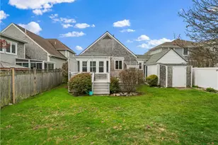 112 Esplanade, Middletown, RI 02842 - Photo 28