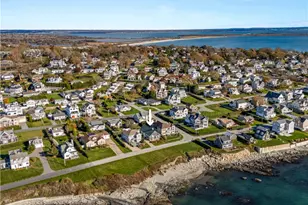 112 Esplanade, Middletown, RI 02842 - Photo 36