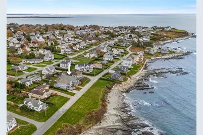 112 Esplanade, Middletown, RI 02842 - Photo 38