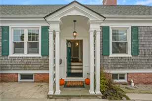 112 Esplanade, Middletown, RI 02842 - Photo 30