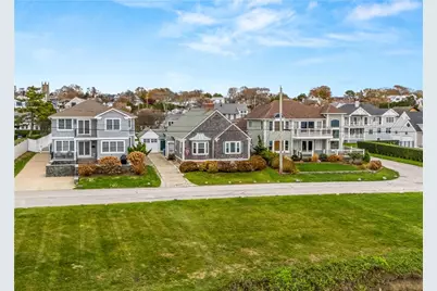 112 Esplanade, Middletown, RI 02842 - Photo 2