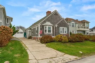 112 Esplanade, Middletown, RI 02842 - Photo 32