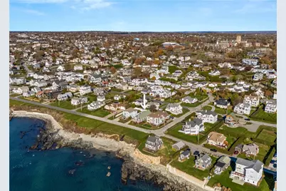 112 Esplanade, Middletown, RI 02842 - Photo 36