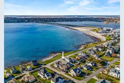 112 Esplanade, Middletown, RI 02842 - Photo 34