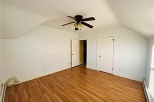 1574 Cranston St, Cranston, RI 02920 - Photo 16