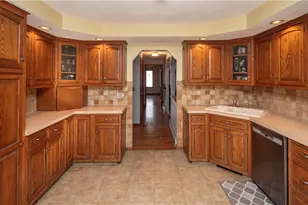 140 Joe Sweet Rd, Glocester, RI 02814 - Photo 18