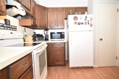 201 Hoffman Avenue #19, Cranston, RI 02920 - Photo 10