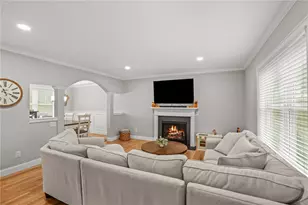 275 E Shore Dr, Coventry, RI 02816 - Photo 10