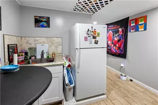 42 Burnside St, Providence, RI 02905 - Photo 16