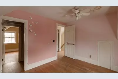 46 Roslyn Avenue, Cranston, RI 02910 - Photo 12