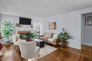 20 Maryland Dr, West Warwick, RI 02893 - Photo 4