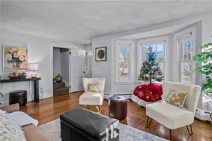 20 Maryland Dr, West Warwick, RI 02893 - Photo 2