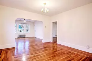 127 Evergreen St, Providence, RI 02906 - Photo 12