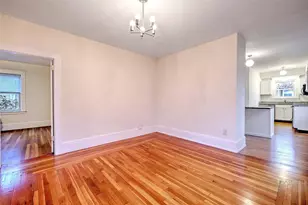 127 Evergreen St, Providence, RI 02906 - Photo 10