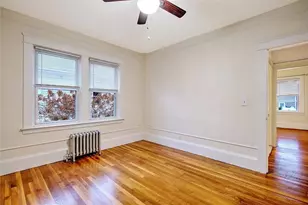 127 Evergreen St, Providence, RI 02906 - Photo 20