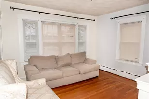 260 Grosvenor Ave, East Providence, RI 02914 - Photo 10