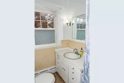 260 Grosvenor Avenue, East Providence, RI 02914 - Photo 18