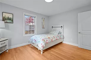 31 Swan St, North Providence, RI 02911 - Photo 16