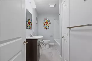 31 Swan St, North Providence, RI 02911 - Photo 12
