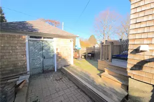 73 Old Fort Rd, Newport, RI 02840 - Photo 20