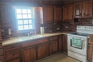 63 Benbridge Ave, Warwick, RI 02888 - Photo 6