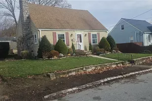 63 Benbridge Ave, Warwick, RI 02888 - Photo 2