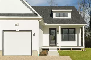 35 Whittier Dr, South Kingstown, RI 02879 - Photo 2