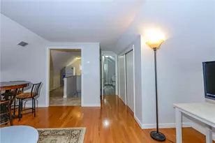 22 Carroll Ave, Newport, RI 02840 - Photo 12