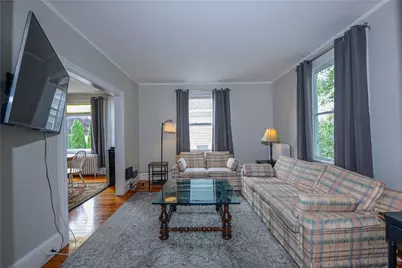 22 Carroll Avenue, Newport, RI 02840 - Photo 4