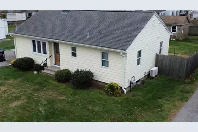 25 Winslow Street, East Providence, RI 02915 - Photo 30